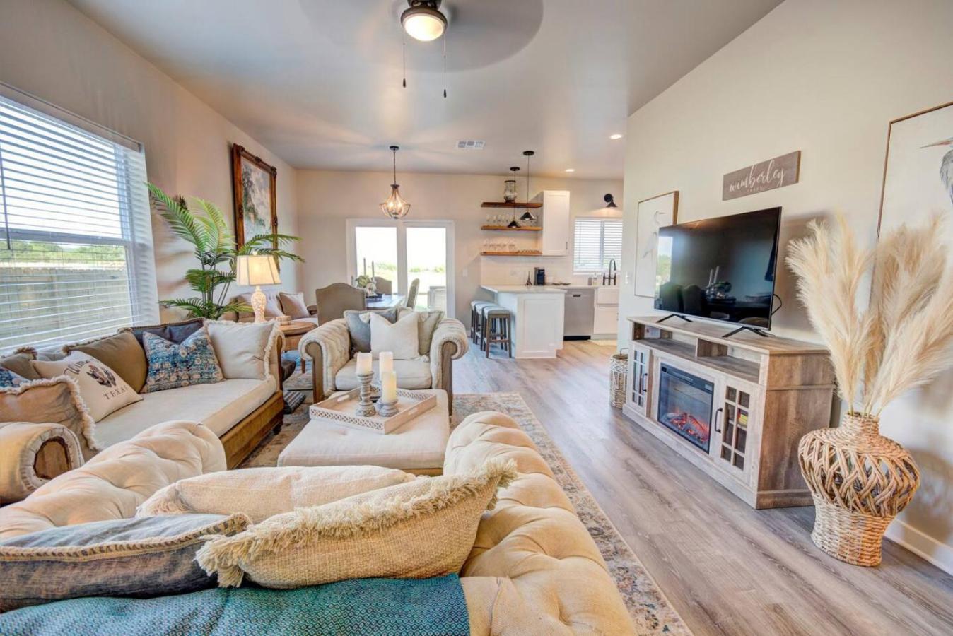The Lodge At Little Ranches Central Sleeps 26 Wimberley Exterior foto
