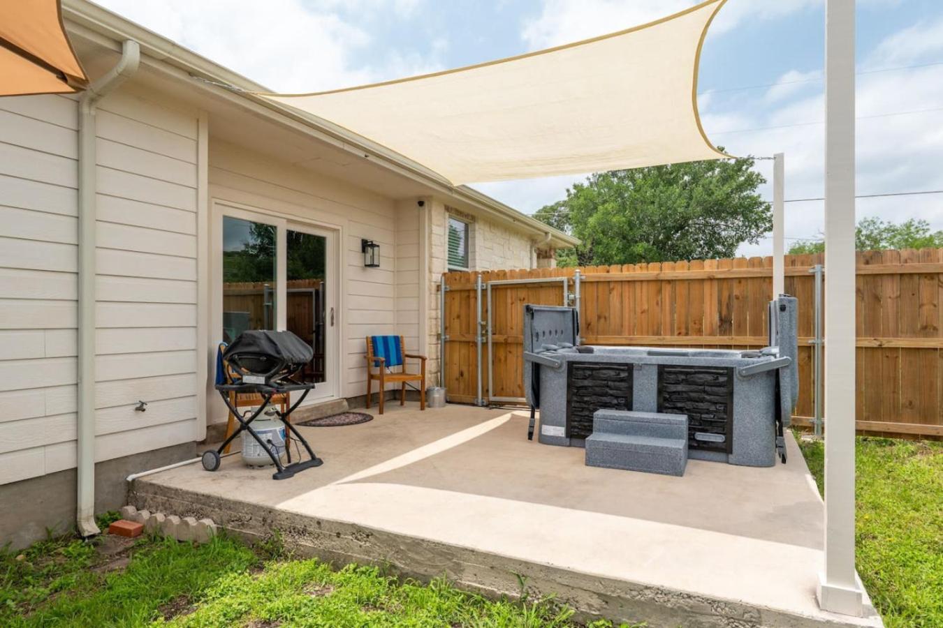 The Lodge At Little Ranches Central Sleeps 26 Wimberley Exterior foto